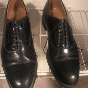 Johnston & Murphy Black Shoes size 10